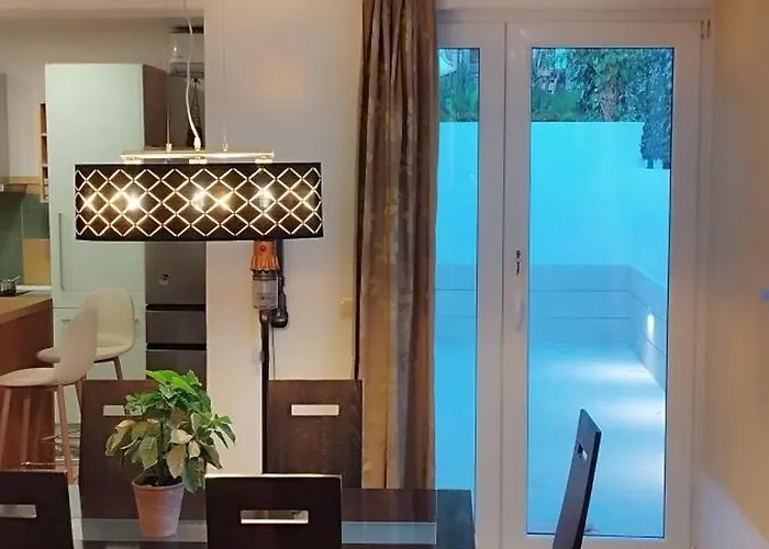 Πανσιόν House Lipo Μακάρσκα