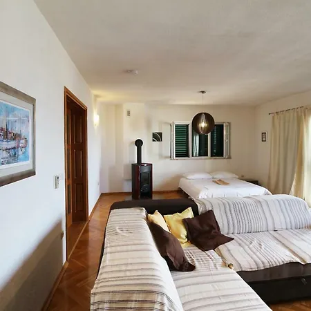 House Lipo Konukevi Makarska