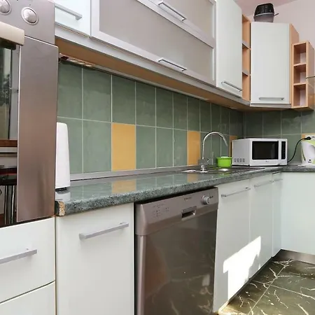 Guest house House Lipo Makarska