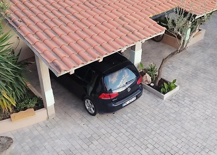 Gostinjska kuća House Lipo