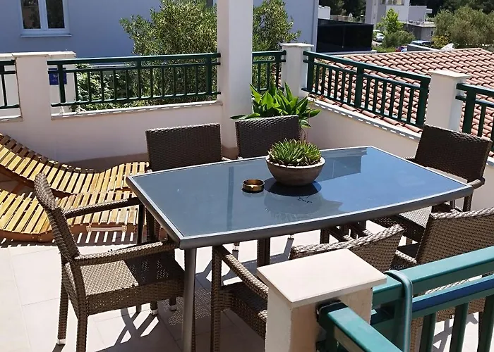 House Lipo Gostinjska kuća 3*