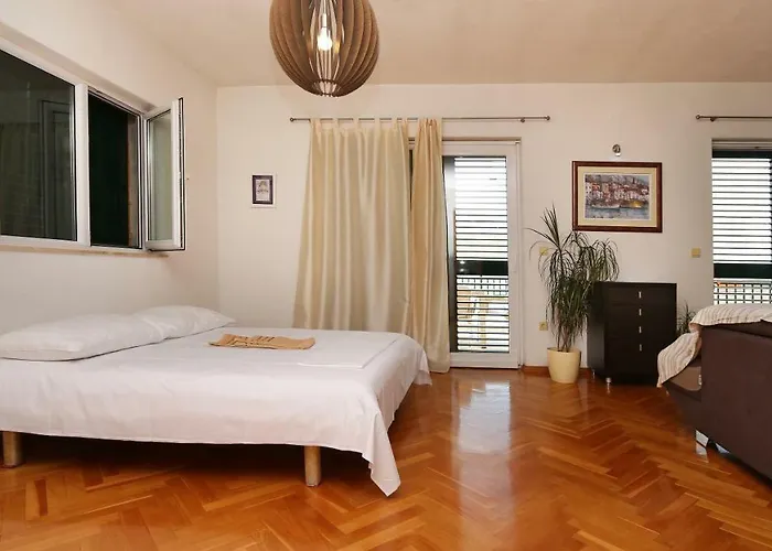 Gostinjska kuća House Lipo Makarska