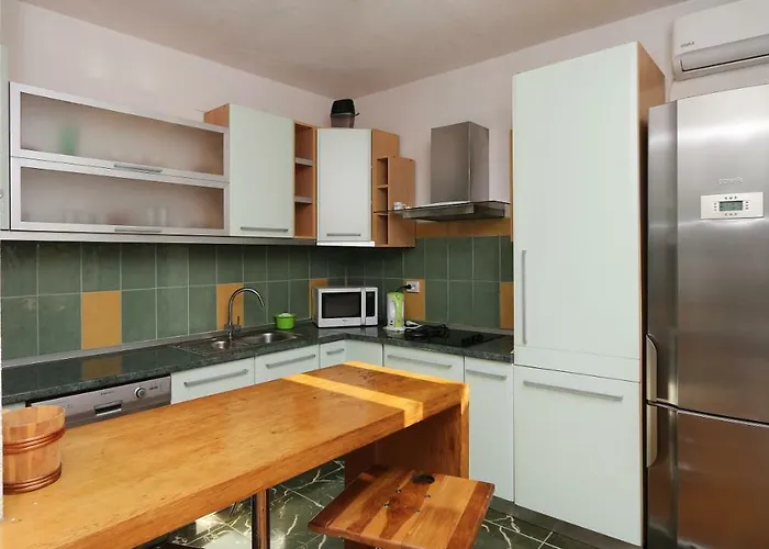 House Lipo Makarska