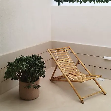 House Lipo בית הארחה 3*